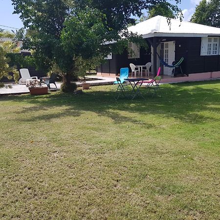 Bungalow Bassin Trouve Sainte-Anne  Bagian luar foto