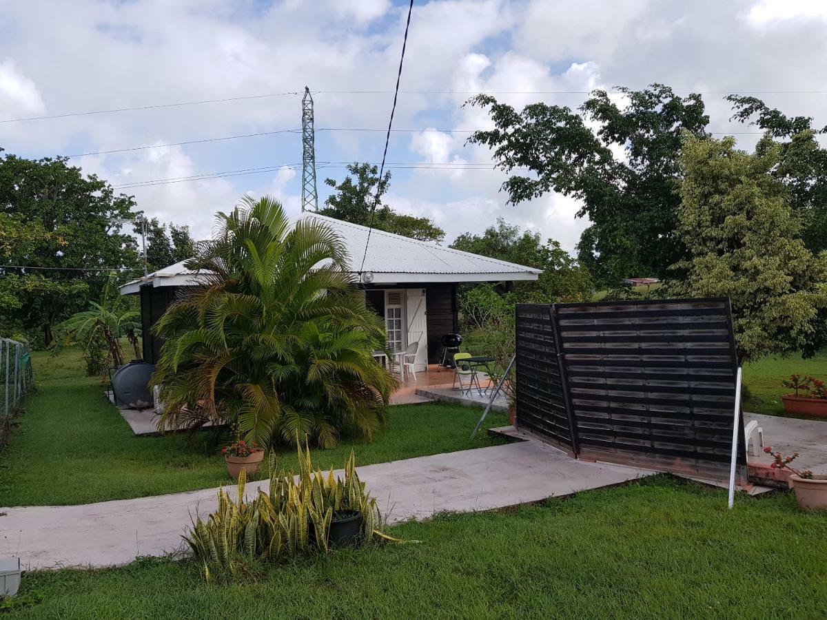 Bungalow Bassin Trouve Sainte-Anne  Bagian luar foto